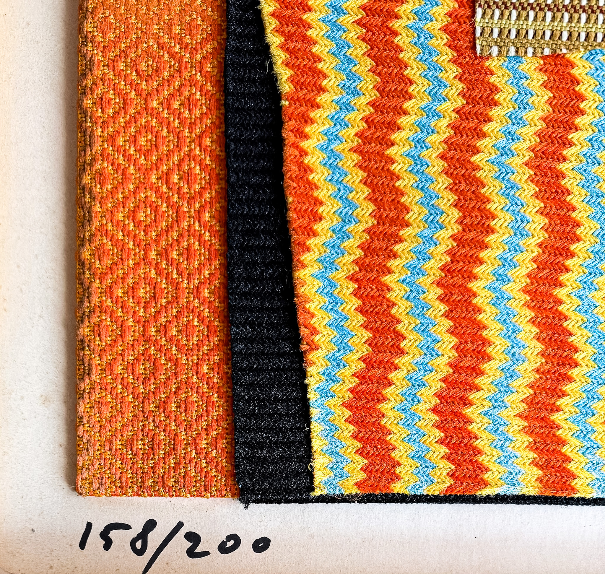 Enrico Baj (1924-2003) - Mr. Dupont De Nemours - Fabrics and collage on board - 1969 - Image 3